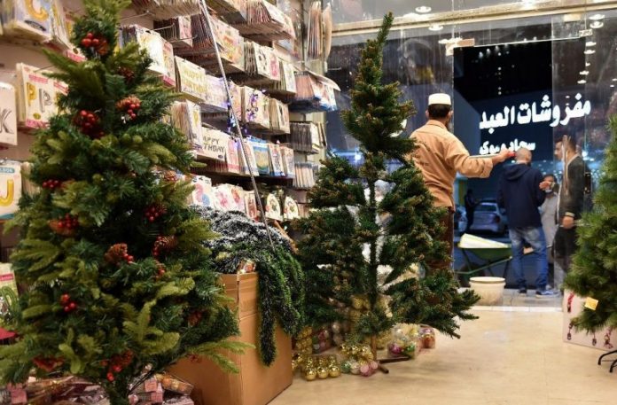 Les décorations de Noël sont mises en vente en Arabie saoudite pour la première fois