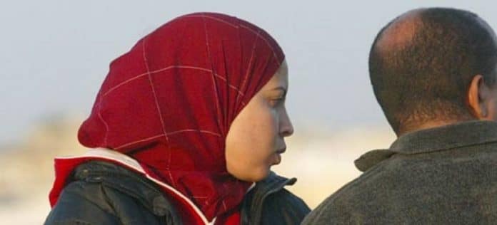 Maroc : une femme découvrant que son mari a pris une deuxième épouse, les envoie tous les deux en prison