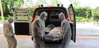 Un homme déclaré mort du Covid-19 et incinéré revient chez lui parfaitement guéri