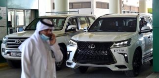 Après trois ans d’embargo, les premiers Qataris traversent la frontière saoudienne