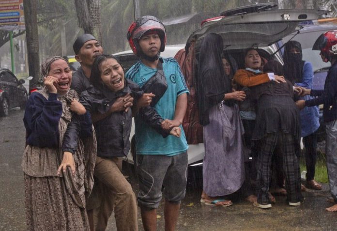 Indonésie - Au moins 60 morts dans un puissant séisme de magnitude 6