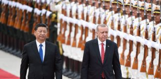 La Turquie accusée d'avoir extradé des Ouïghours vers la Chine en échange de vaccins COVID-19