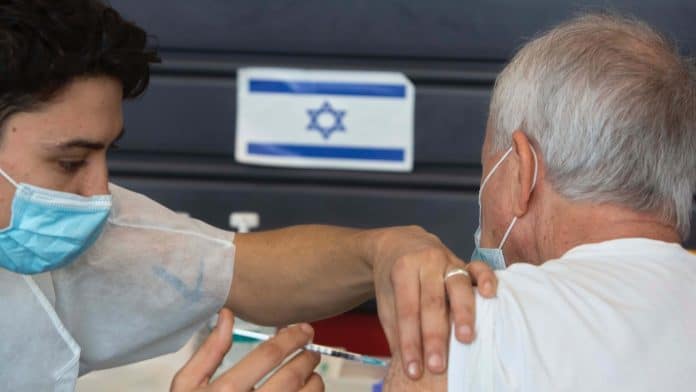 Covid-19 - Sous pression internationale, Israël fournira 5000 doses de vaccin aux Palestiniens2