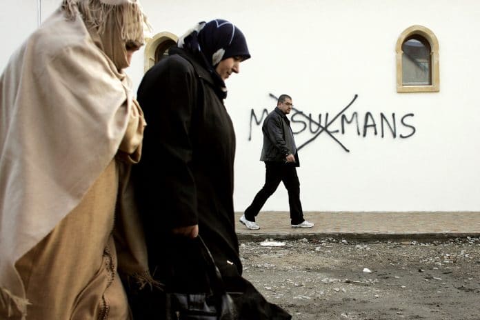 Islamophobie - un tiers des Européens ont des opinions négatives sur les musulmans