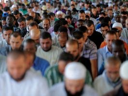 Plus de 500 cadres de la communauté musulmane s’oppose à « la charte des imams »