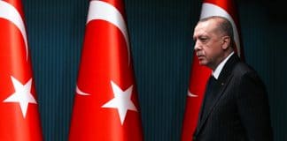 « Vos ancêtres ont tué un million d’Algériens » lance Erdogan à Macron