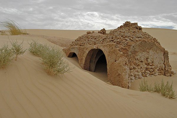 Algérie - une forte tempête de sable révèle une mosquée dans le désert datant du Vie siècle de l’Hégire2
