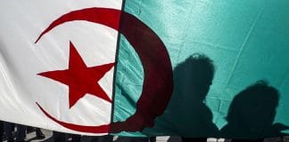 L’Algérie prévoit une loi sur la déchéance de nationalité pour les Algériens de l’étranger