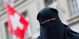 Suisse : des femmes juives et catholiques en faveur du port de la burqua