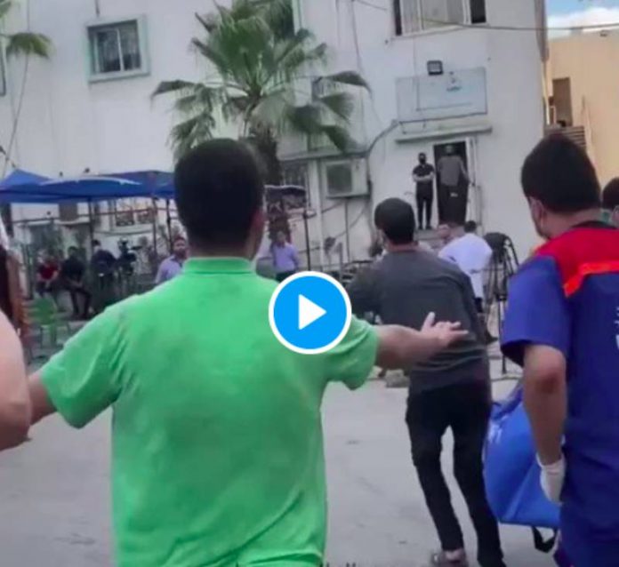 « Papa revient ! » les adieux bouleversants d’un fils à son père tué par l’armée israélienne - VIDEO