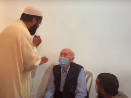 A 95 ans, Papy Jeannot survit au Covid-19 et se convertit à l’islam - VIDEO