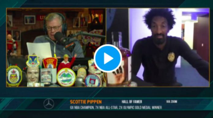Pippen qualifie l’entraîneur Phil Jackson de raciste et Michael Jordan d'égoïste dans une interview - VIDEO
