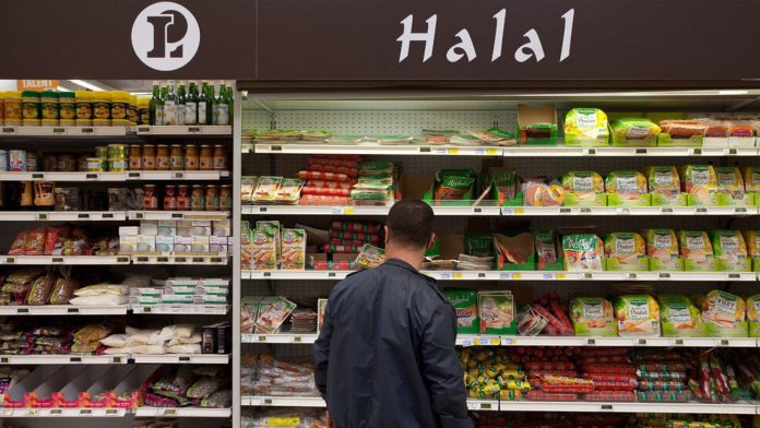 Un groupe armé ultra-droite planifiait d’empoisonner les rayons halal des supermarchés