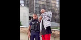 La Défense des policiers en service prennent un selfie avec l’influenceur OhPlai - VIDEO