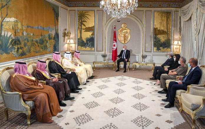 Tunisie - Après la prise de pouvoir forcée, Kais Saied reçoit une délégation saoudienne