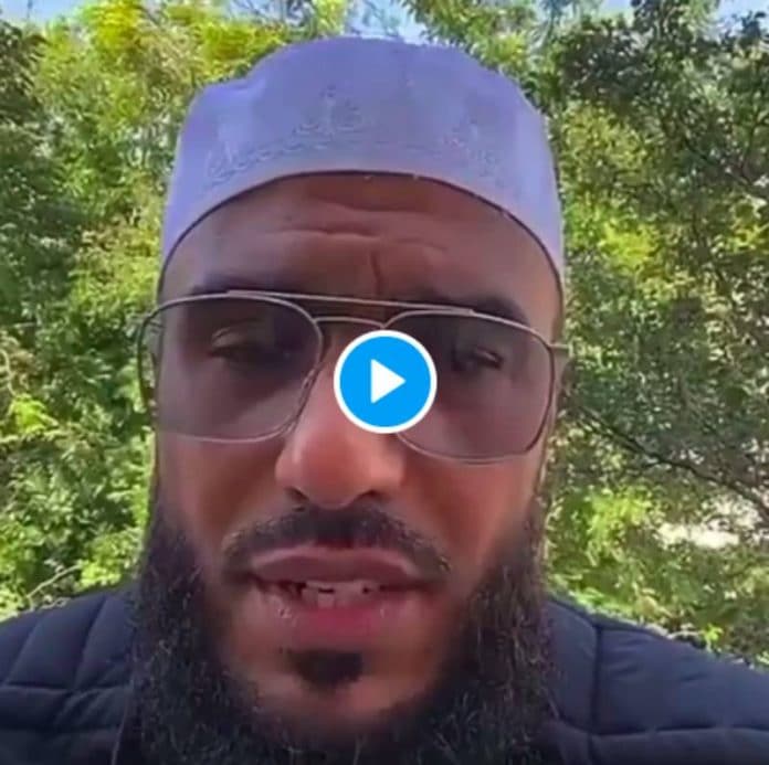 Aubervilliers l’imam Mehdi scandalisé par la vol de son scooter devant la mosquée - VIDEO (1)