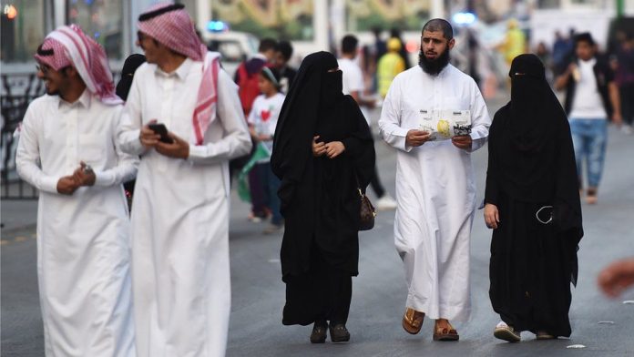 L'Arabie saoudite prolonge les visas pour les expatriés et les résidents bloqués à l'étranger 