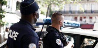 Tourcoing - des policiers s’amusent avec leur « Taser » et provoquent un accident