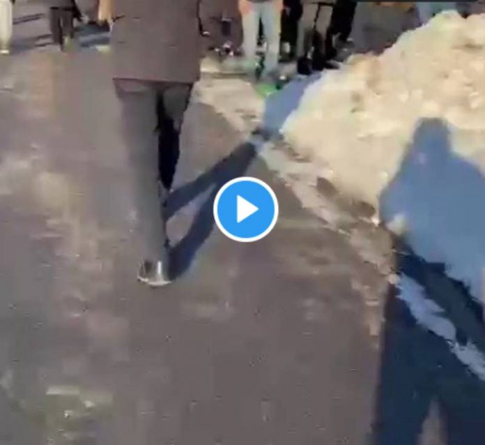 Russie les musulmans prient Salât Joumou’a par -16°C - VIDEO (1)