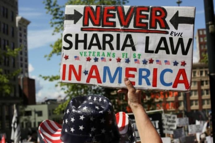 Etats-Unis - des groupes islamophobes dépensent plus de 100 millions de dollars pour s’en prendre aux musulmans