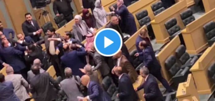 Jordanie Une bagarre générale éclate entre les députés au Parlement
