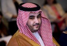Le prince Khalid bin Salman discute de la coopération avec le ministre chinois de la Défense
