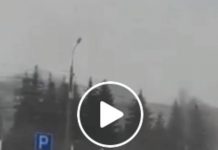 Moscou les fidèles accomplissent Sâlat al-Joumou’a sous une tempête de neige - VIDEO