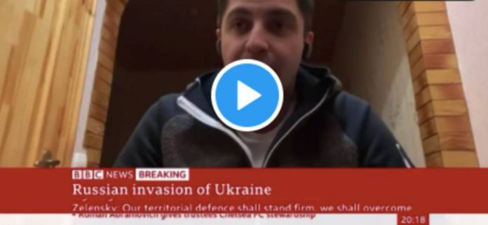 C'est très émouvant pour moi parce que je vois des Européens aux yeux bleus et aux cheveux blonds se faire tuer », confie un responsable ukrainien - VIDEO
