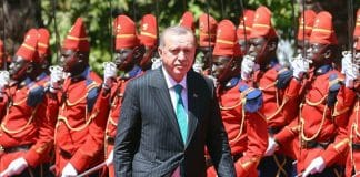 Erdogan cherche à renforcer les liens avec l'Afrique lors d'une visite de quatre jours