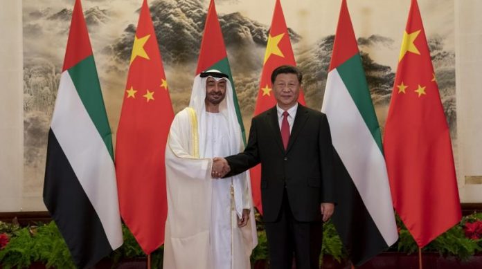 Le prince héritier d'Abu Dhabi rencontre le président chinois après la cérémonie d'ouverture des JO4