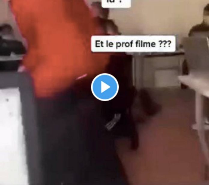 Un professeur hilare filme ses élèves qui imitent la prière musulmane en plein cours VIDEO