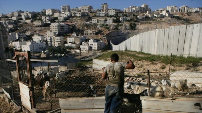 Gaza - Les Palestiniens apportent leur soutien au camp de réfugiés de Jérusalem
