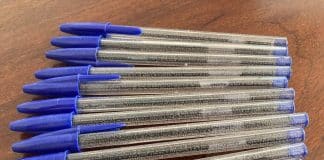 _Quel art !_ - un étudiant en droit invente un système ingénieux pour tricher pendant ses examens