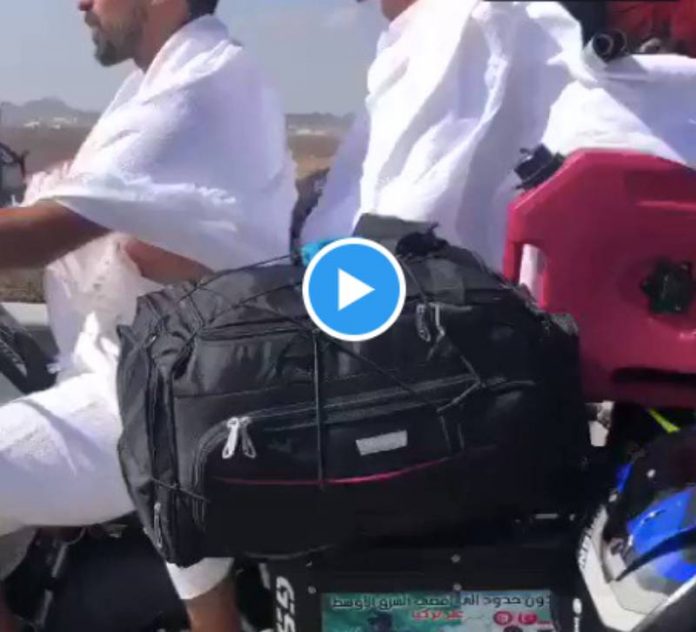 Deux Algériens se dirigent vers La Mecque en moto - VIDEO