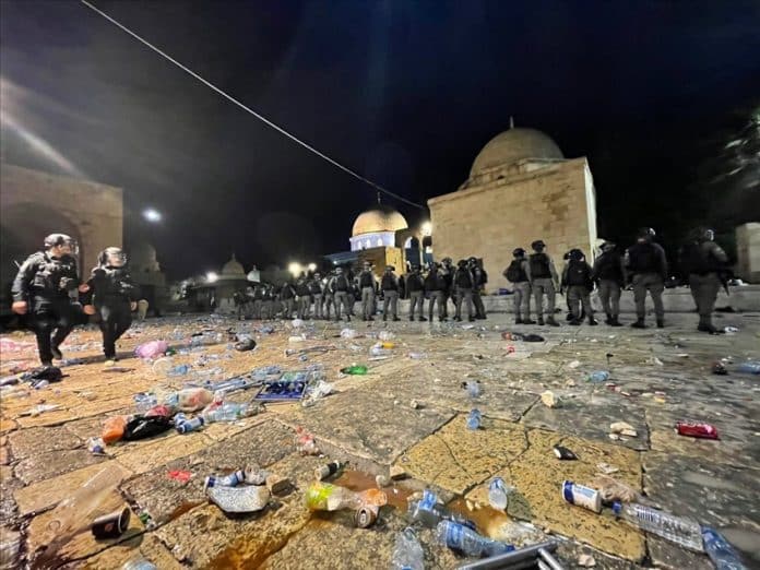 Les pays arabes condamnent avec force l’assaut israélien contre la sainte mosquée d’Al-Aqsa