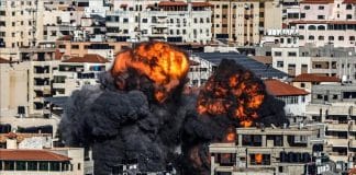 Israël bombarde un immeuble résidentiel et tue 4 autres personnes à Gaza