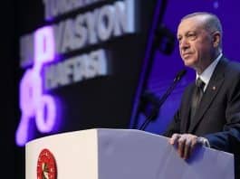Le président turc, Recep Tayyip Erdogan, annonce la découverte d'une réserve de pétrole d'une capacité de 100 mille barils:jour dans le sud-est de la Türkiye.