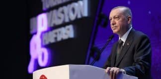 Le président turc, Recep Tayyip Erdogan, annonce la découverte d'une réserve de pétrole d'une capacité de 100 mille barils:jour dans le sud-est de la Türkiye.