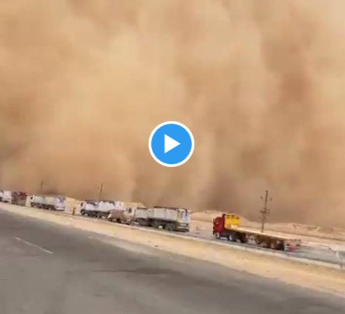Egypte une tempête de sable géante fait 1 mort et 5 blessés - VIDEO