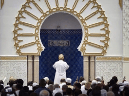 La France met fin à l'emploi des imams étrangers