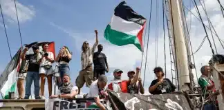 Flottille Global Sumud en route de Barcelone vers Gaza, avec activistes, médecins et journalistes internationaux.