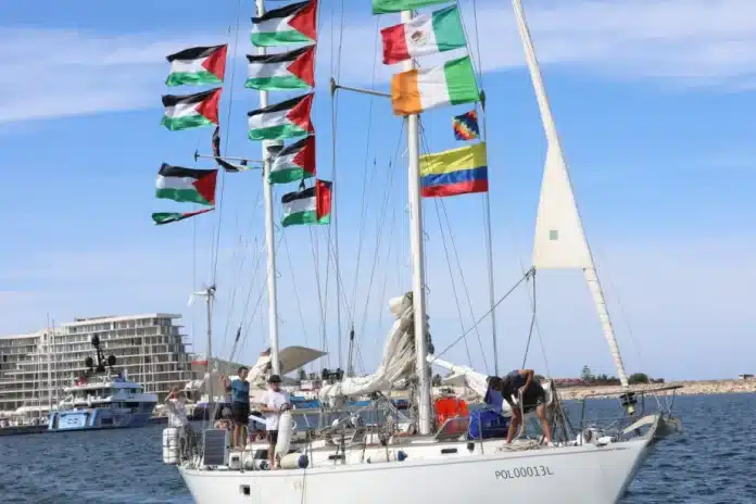 Navire de la Flottille Global Sumud quittant Bizerte pour Gaza, 14 sept. 2025