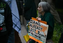 Le soutien à Israël s’effondre aux États-Unis : les jeunes Américains se rangent du côté palestinien