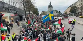 Manifestation à Stockholm le 4 octobre 2025 contre l’attaque israélienne de la Flottille Sumud et la détention des activistes.