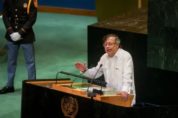 Le président colombien Gustavo Petro annonce l’expulsion des diplomates israéliens après l’interception de la flottille humanitaire vers Gaza.