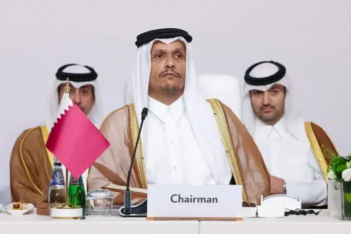 Mohammed bin Abdulrahman Al Thani présidant une réunion préparatoire à Doha avant le sommet islamique d’urgence, 14 septembre 2025.