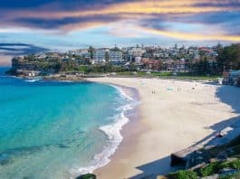 La plage Bondi beach, à Sydney, où a eu lieu la fusillade du dimache 14 décembre, dans la soirée.