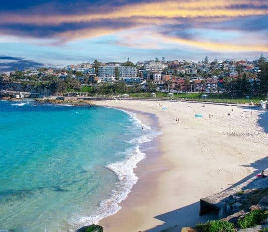 La plage Bondi beach, à Sydney, où a eu lieu la fusillade du dimache 14 décembre, dans la soirée.