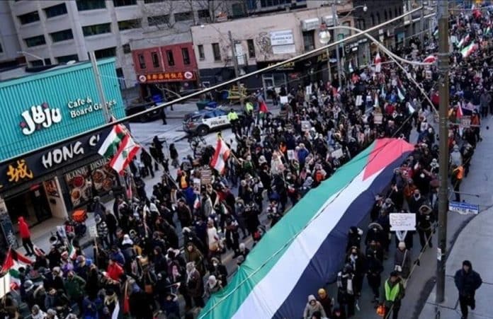 Manifestation Toronto