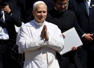 Le pape appelle les dirigeants à choisir la paix